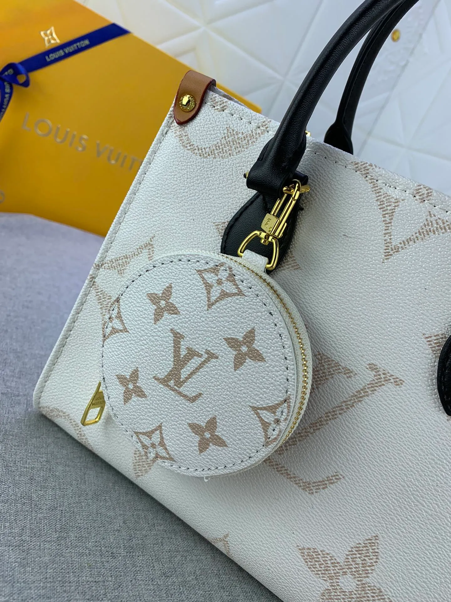 All Categories Official Website "Brand Women's Bags" Women's Bags 💙 LV 2024 New LV Crossbody Bag