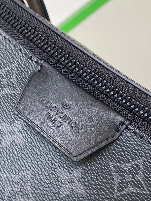 All Categories Official Website "Brand Women's Bags" Women's Bags 💙 LV 2026 New LV Crossbody Bag