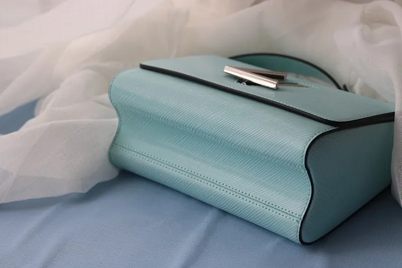 All Categories Official Website "Brand Women's Bags" Women's Bags 💙 LV 2023 New LV Crossbody Bag