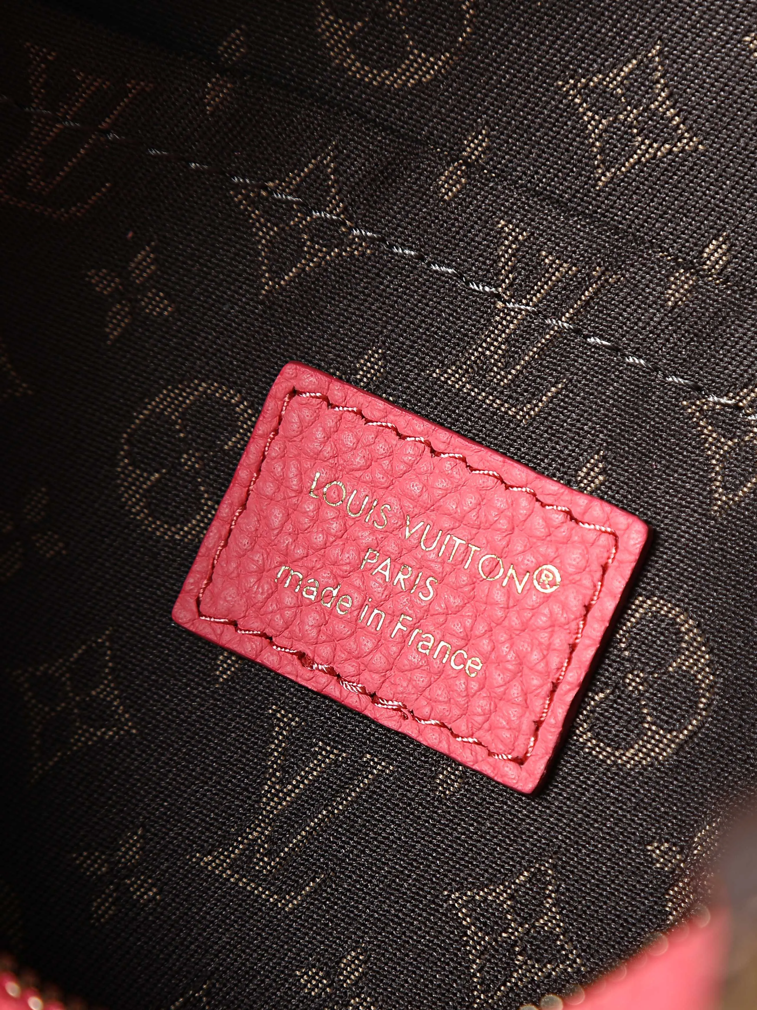 All Categories Official Website "Brand Women's Bags" Women's Bags 💙 LV 2026 Official Website New LV Crossbody Bag