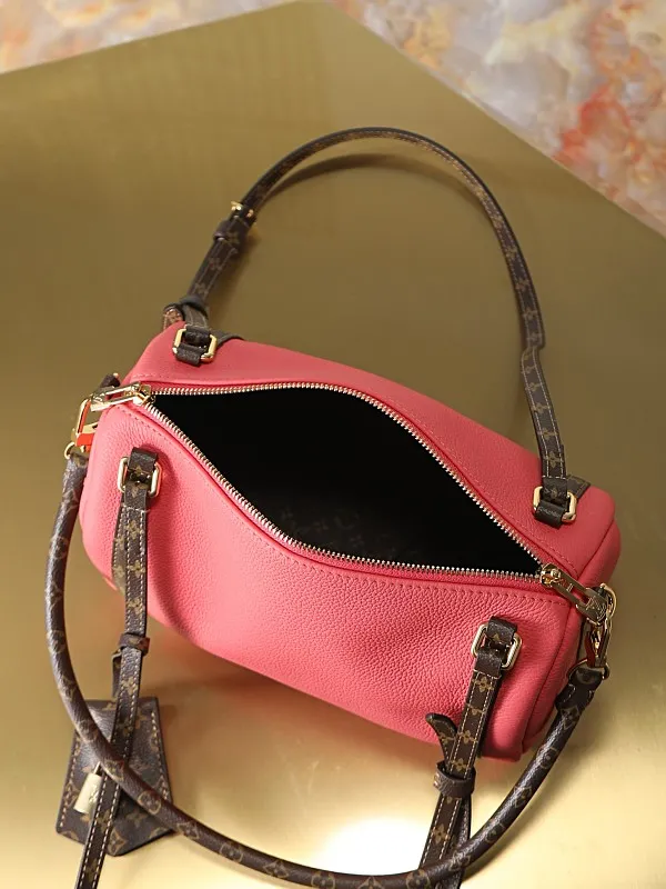 All Categories Official Website "Brand Women's Bags" Women's Bags 💙 LV 2026 Official Website New LV Crossbody Bag
