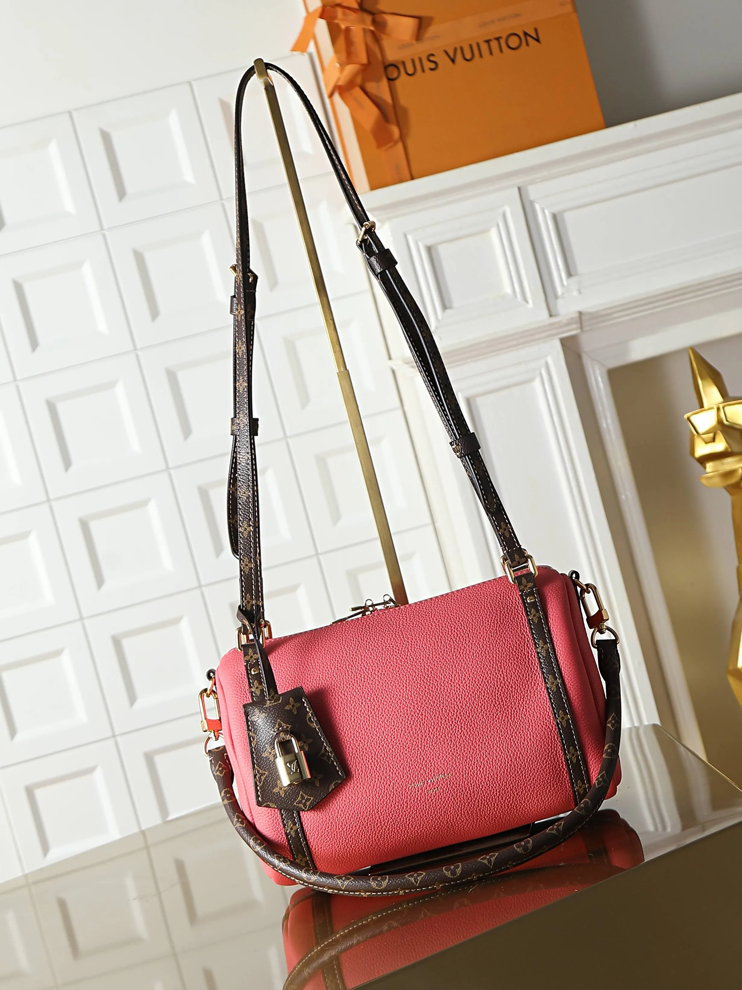 All Categories Official Website "Brand Women's Bags" Women's Bags 💙 LV 2026 Official Website New LV Crossbody Bag