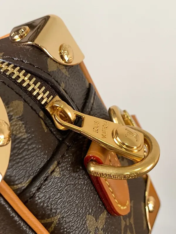 All Categories Official Website "Brand Women's Bags" Women's Bags 💙 LV 2025 New LV Crossbody Bag