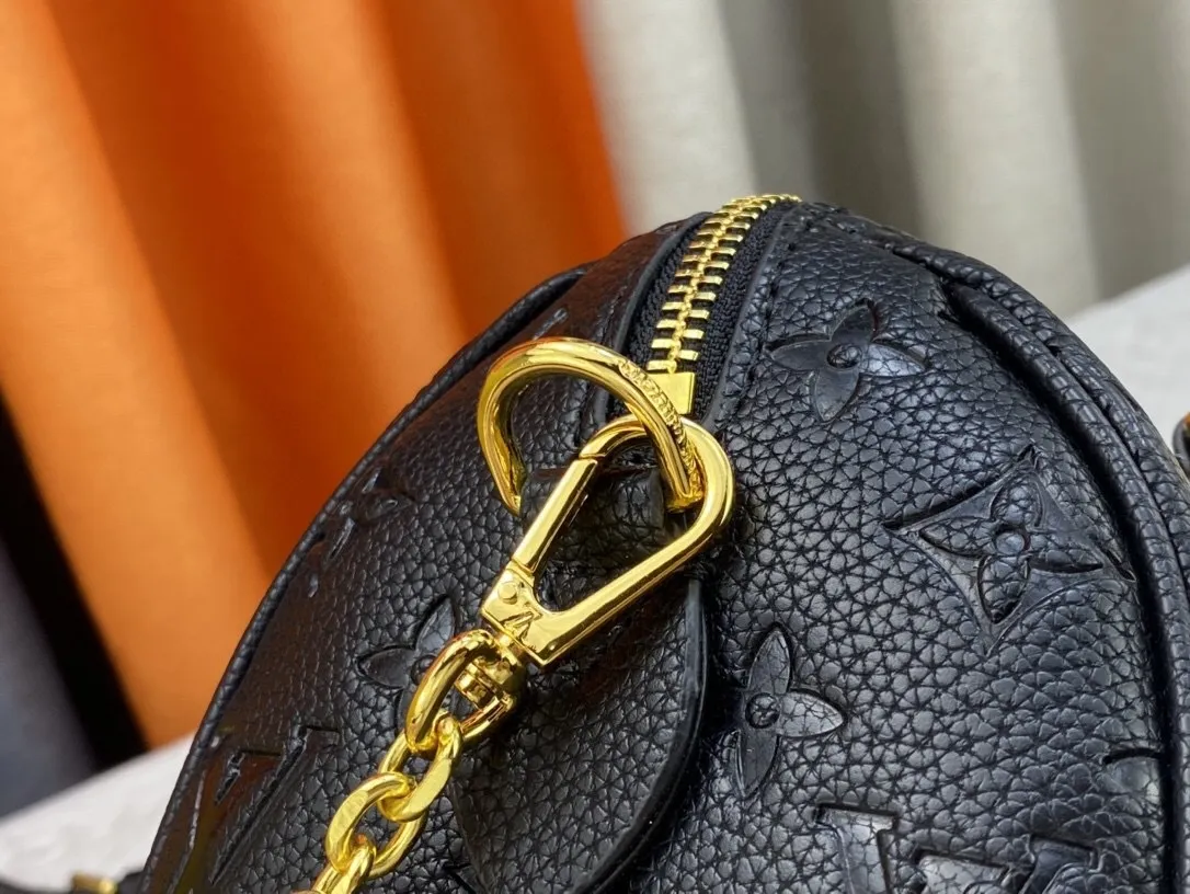 All Categories Official Website "Brand Women's Bags" Women's Bags 💙 LV 2024 New LV Crossbody Bag
