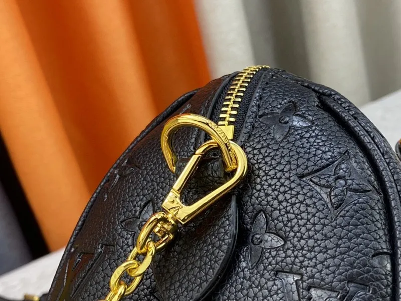All Categories Official Website "Brand Women's Bags" Women's Bags 💙 LV 2024 New LV Crossbody Bag