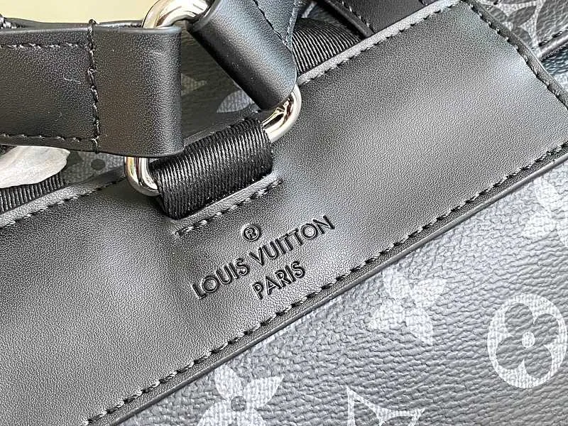 All Categories 💚 Authentic Grade Bags 💚 LV 2026 New LV Backpack Luxury Replica Large Capacity