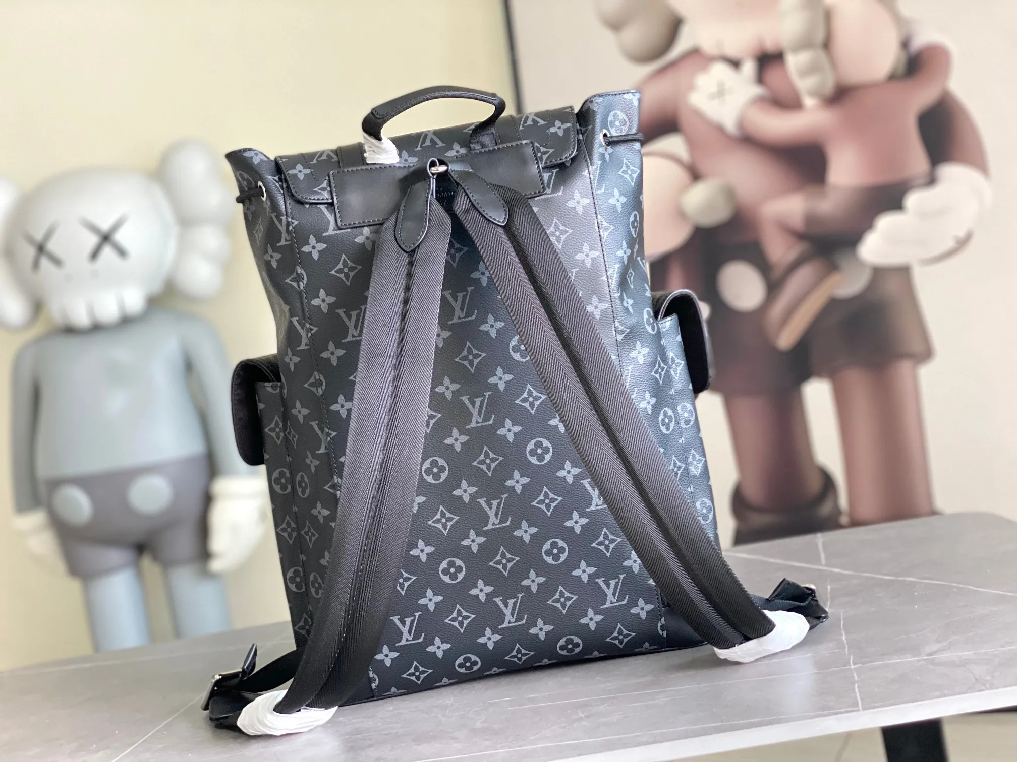 All Categories 💚 Authentic Grade Bags 💚 LV 2026 New LV Backpack Luxury Replica Large Capacity