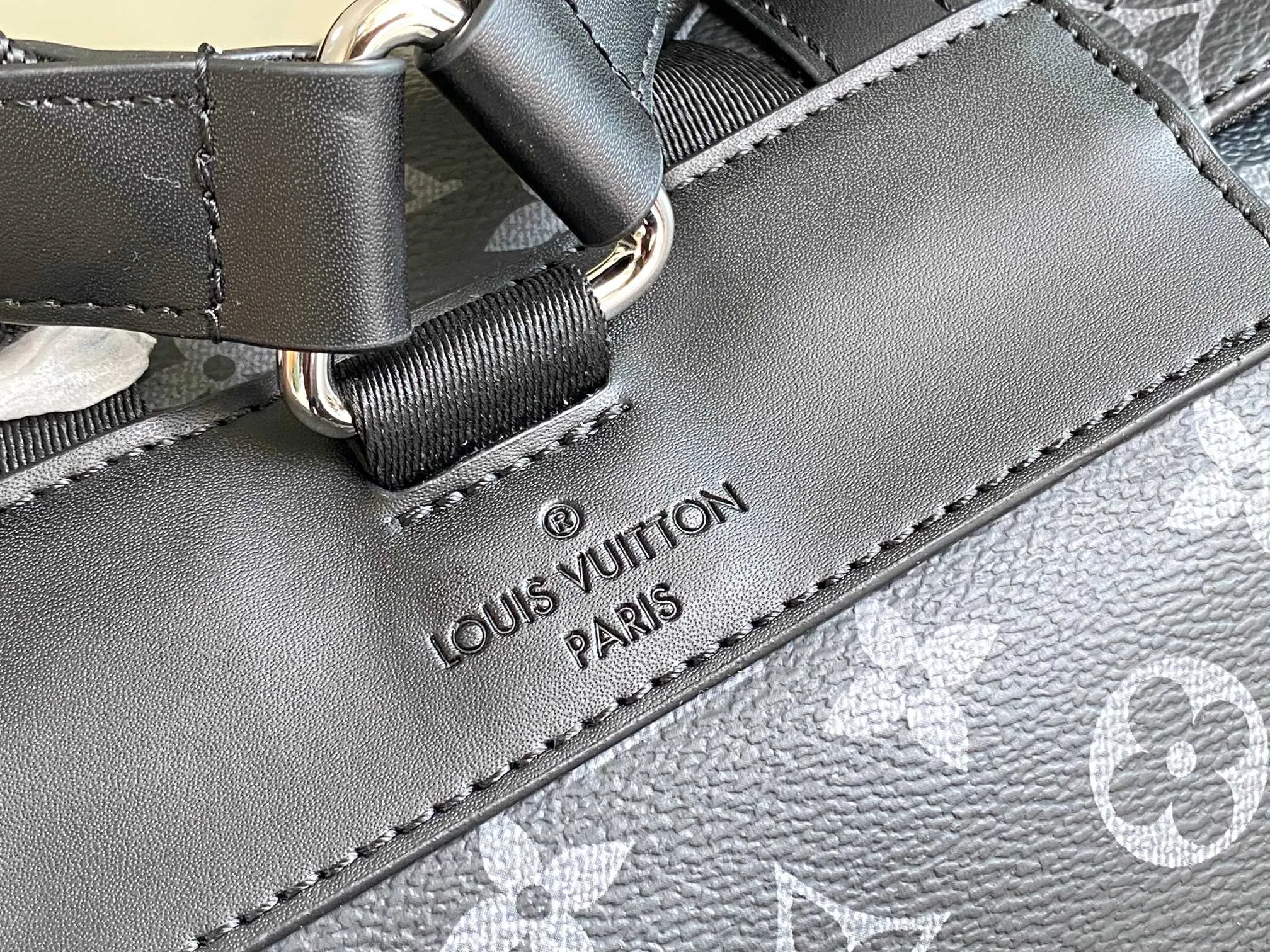 All Categories 💚 Authentic Grade Bags 💚 LV 2026 New LV Backpack Luxury Replica Large Capacity