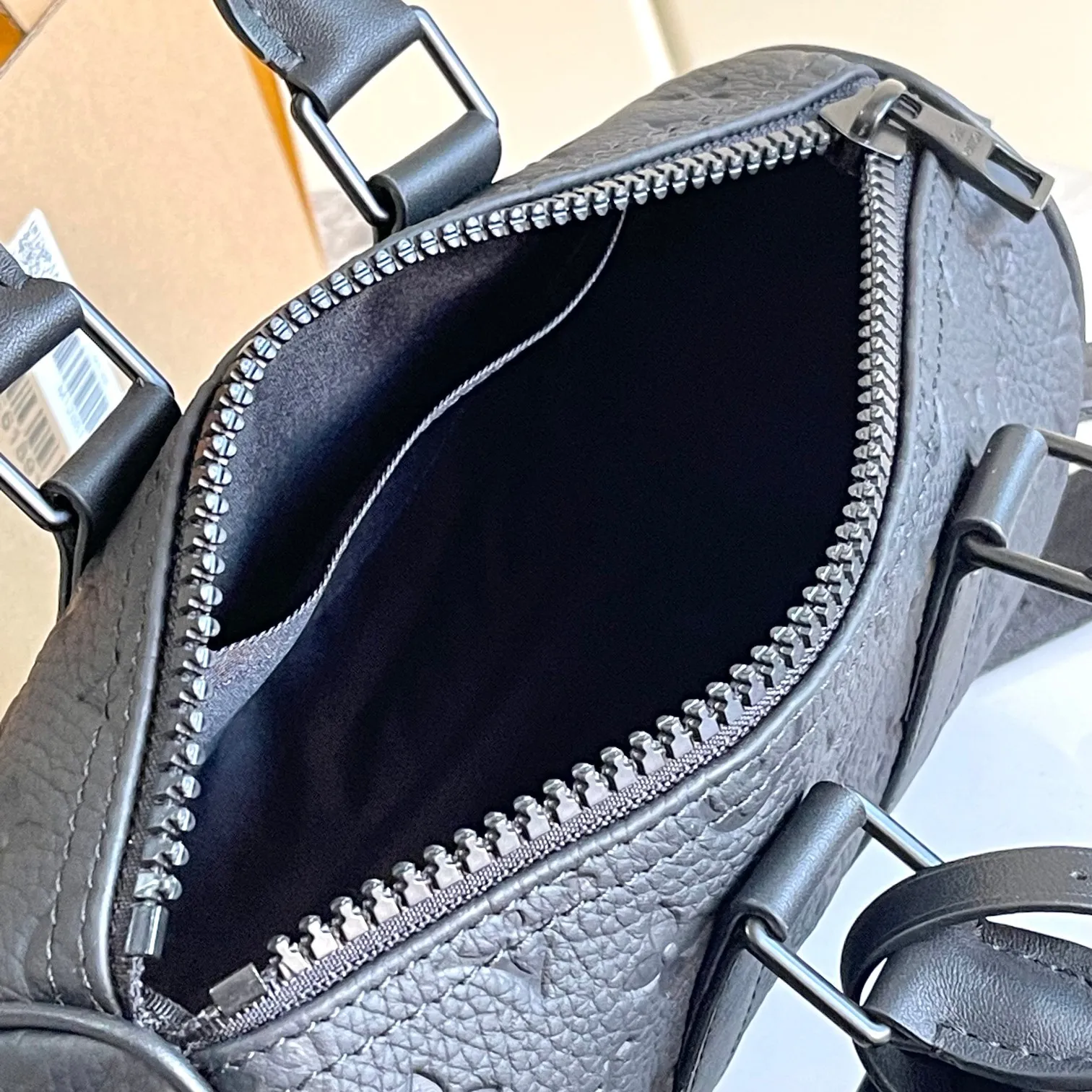 All Categories Official Website "Brand Women's Bags" Women's Bags 💙 LV 2026 New LV Crossbody Bag