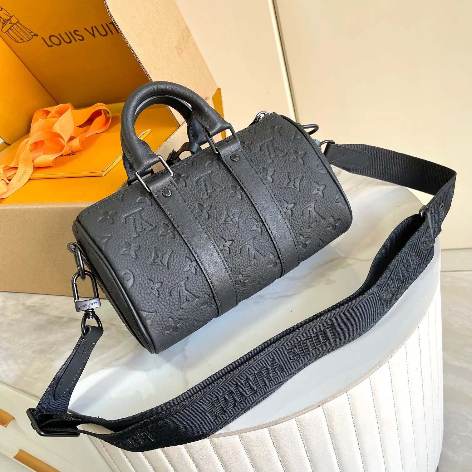 All Categories Official Website "Brand Women's Bags" Women's Bags 💙 LV 2026 New LV Crossbody Bag