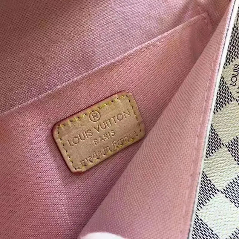 All categories Official website "Brand Women's Bags" Women's Bags 💙 LV 2022 official new LV three-piece handbag wholesale 5800800 High quality Size: 21-11-2CM
