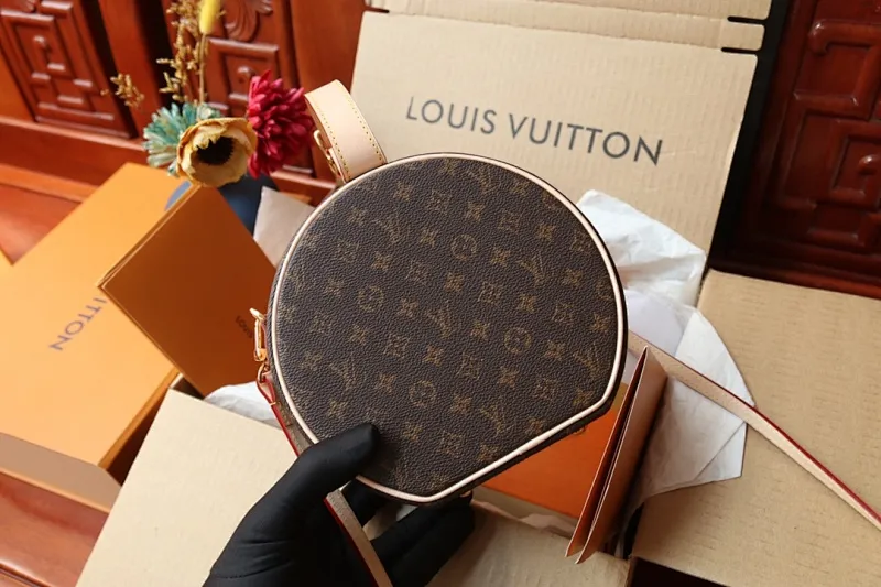 All categories Official website "Brand Women's Bags" Women's Bags 💙 LV replica LV, fine imitation LV bags, LV shoulder bags, 2023 official latest version LV crossbody bag, bag factory, original material, size: 7.5-16.5-7.5CM