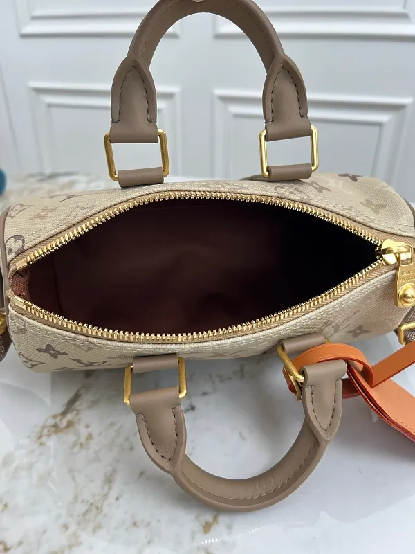 All Categories Official Website "Brand Women's Bags" Women's Bags 💙 LV 2026 New LV Crossbody Bag