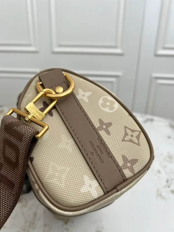 All Categories Official Website "Brand Women's Bags" Women's Bags 💙 LV 2026 New LV Crossbody Bag