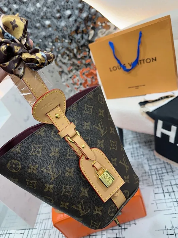 All Categories Official Website "Brand Women's Bags" Women's Bags 💙 LV 2025 New LV Bucket Bag