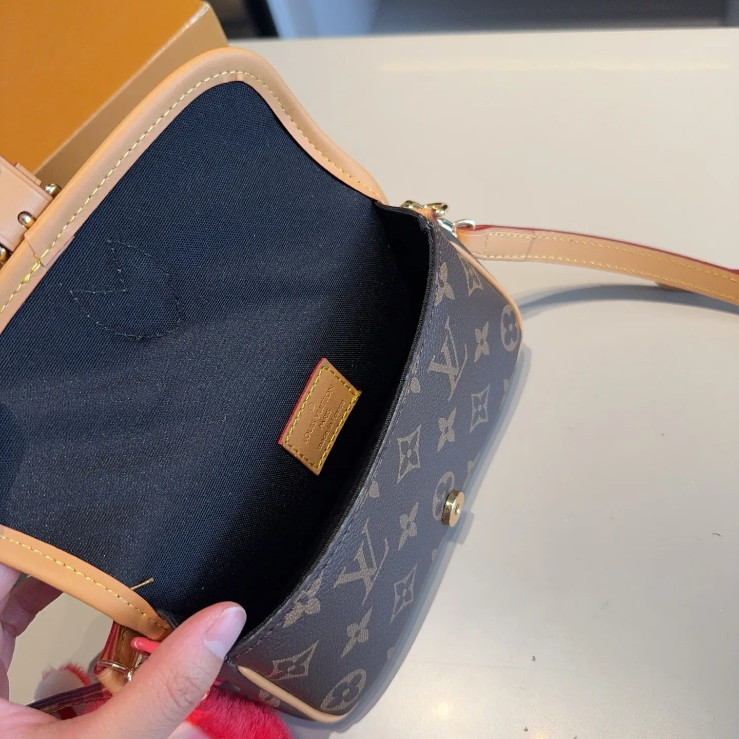 All Categories Official Website "Brand Women's Bags" Women's Bags 💙 LV 2025 New LV Crossbody Bag