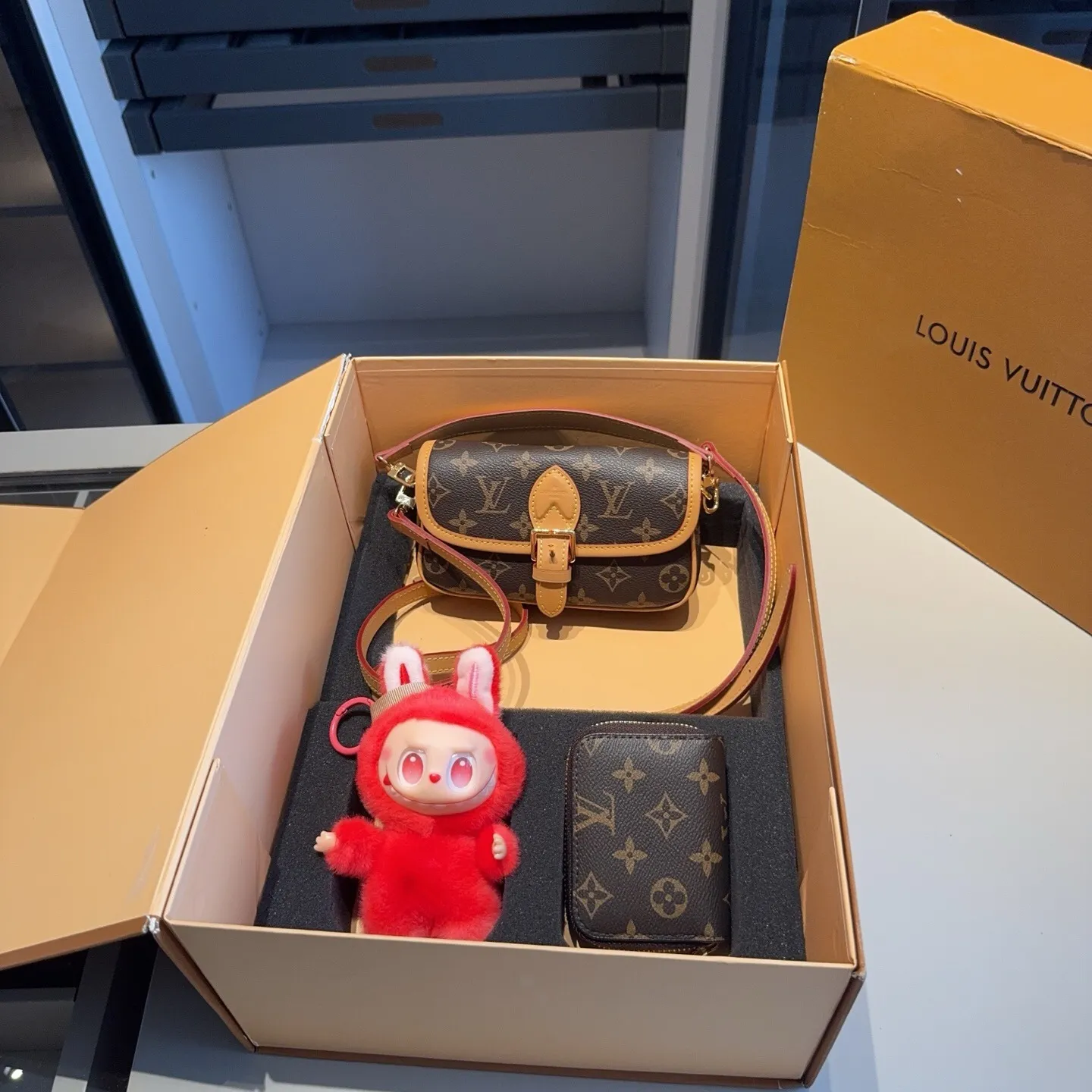 All Categories Official Website "Brand Women's Bags" Women's Bags 💙 LV 2025 New LV Crossbody Bag