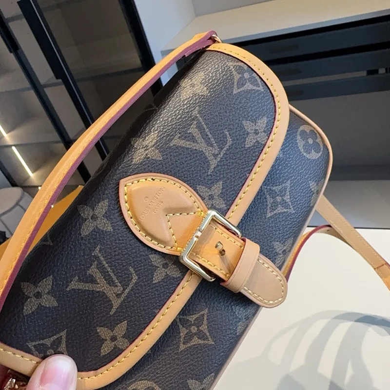 All Categories Official Website "Brand Women's Bags" Women's Bags 💙 LV 2025 New LV Crossbody Bag
