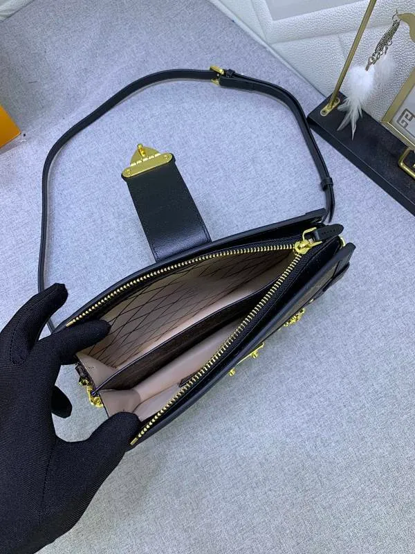 All Categories Official Website "Brand Women's Bags" Women's Bags 💙 LV 2023 New LV Crossbody Bag Wholesale