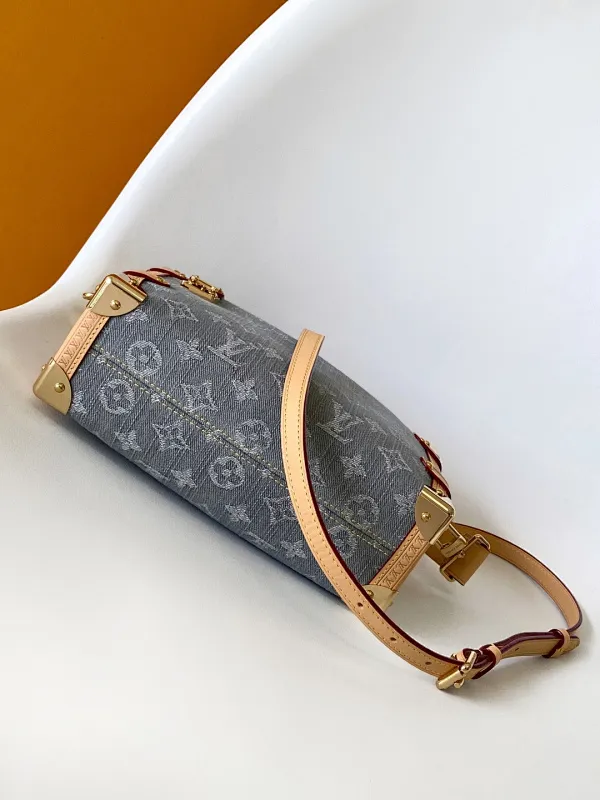 All Categories Official Website "Brand Women's Bags" Women's Bags 💙 LV 2026 New LV Crossbody Bag
