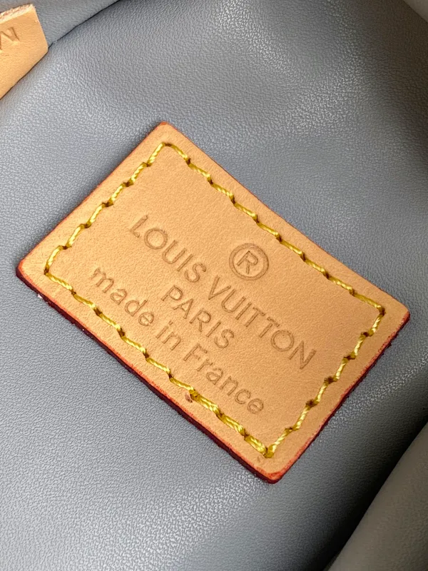All Categories Official Website "Brand Women's Bags" Women's Bags 💙 LV 2026 New LV Crossbody Bag