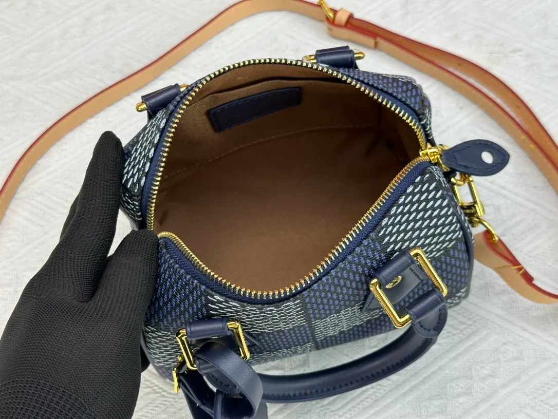 All Categories Official Website "Brand Women's Bags" Women's Bags 💙 LV 2024 New LV Crossbody Bag