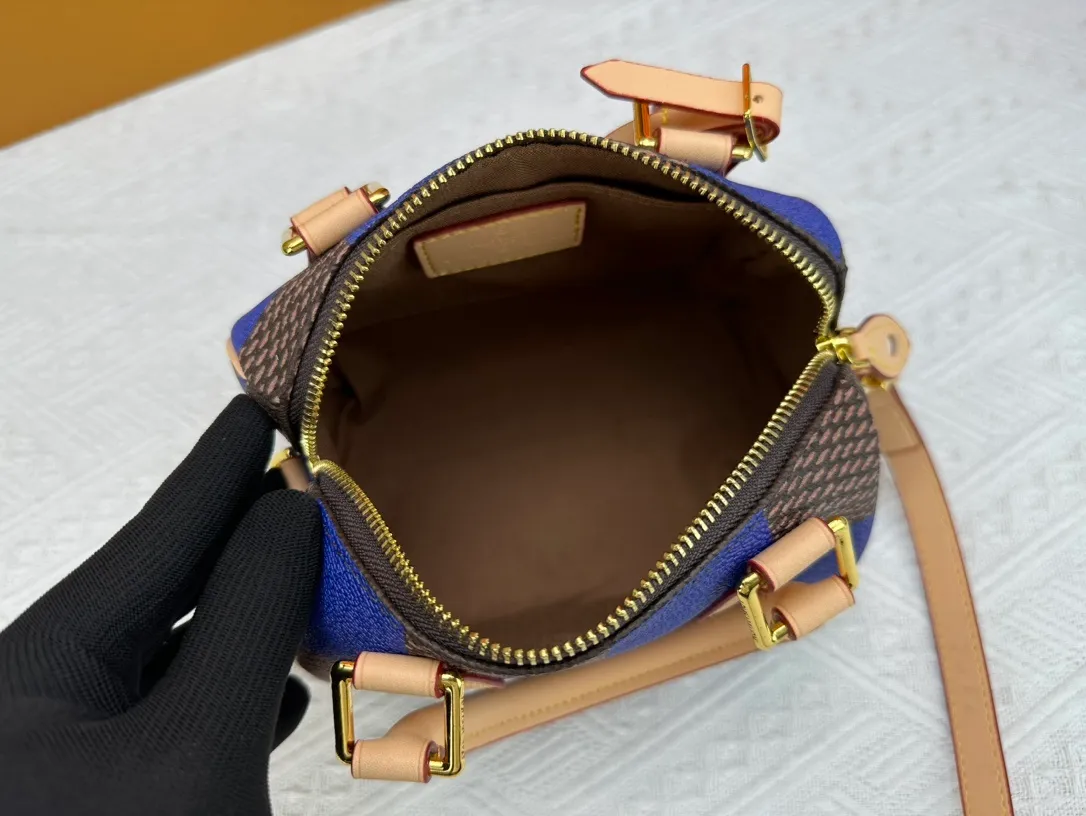 All Categories Official Website "Brand Women's Bags" Women's Bags 💙 LV 2024 New LV Crossbody Bag