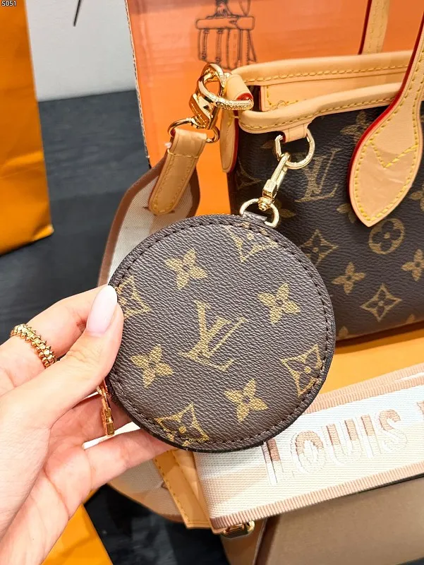 All Categories Official Website "Brand Women's Bags" Women's Bags 💙 LV 2026 New LV Crossbody Bag