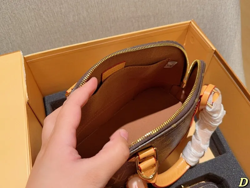 All Categories Official Website "Brand Women's Bags" Women's Bags 💙 LV 2025 New LV Set Classic Shell Bag