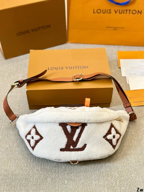 All categories Official website "Brand Women's Bags" Women's Bags 💙 LV 2024 official website new LV waist bag