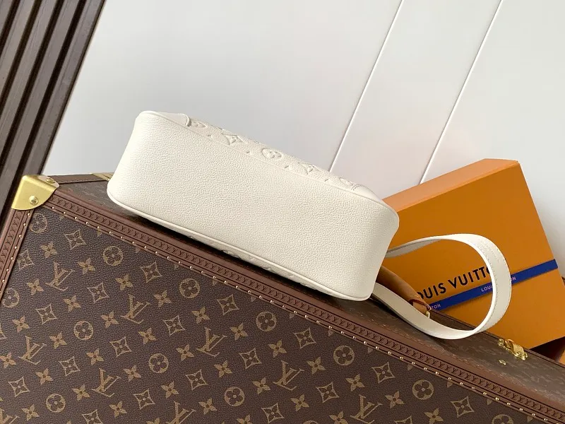 All Categories Official Website "Brand Women's Bags" Women's Bags 💙 LV 2026 Official Website New LV Crossbody Bag