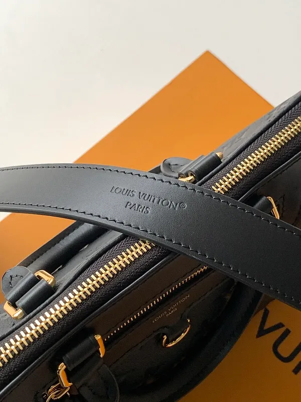 All Categories Official Website "Brand Women's Bags" Women's Bags 💙 LV 2026 Official Website New LV Crossbody Bag