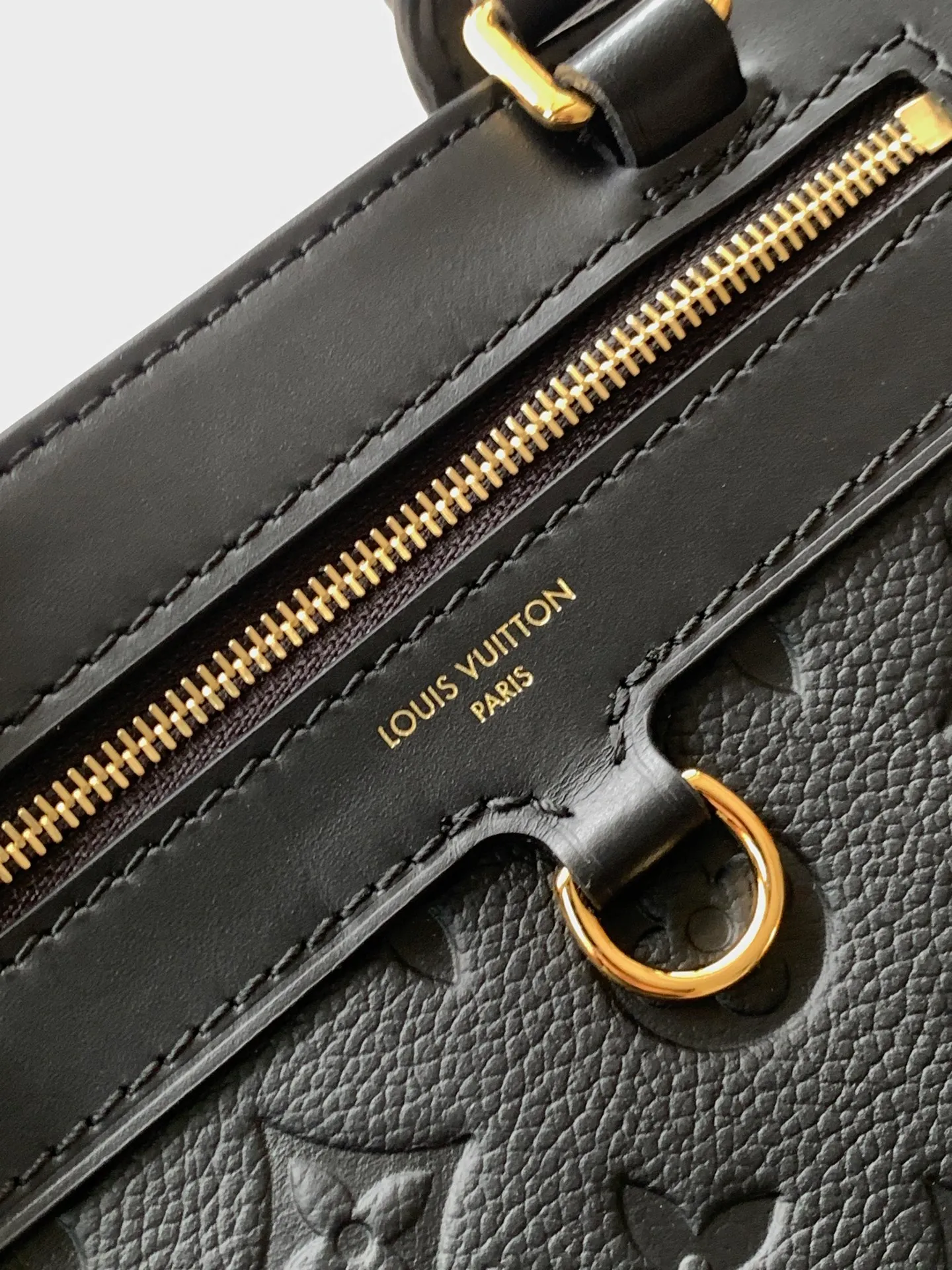 All Categories Official Website "Brand Women's Bags" Women's Bags 💙 LV 2026 Official Website New LV Crossbody Bag