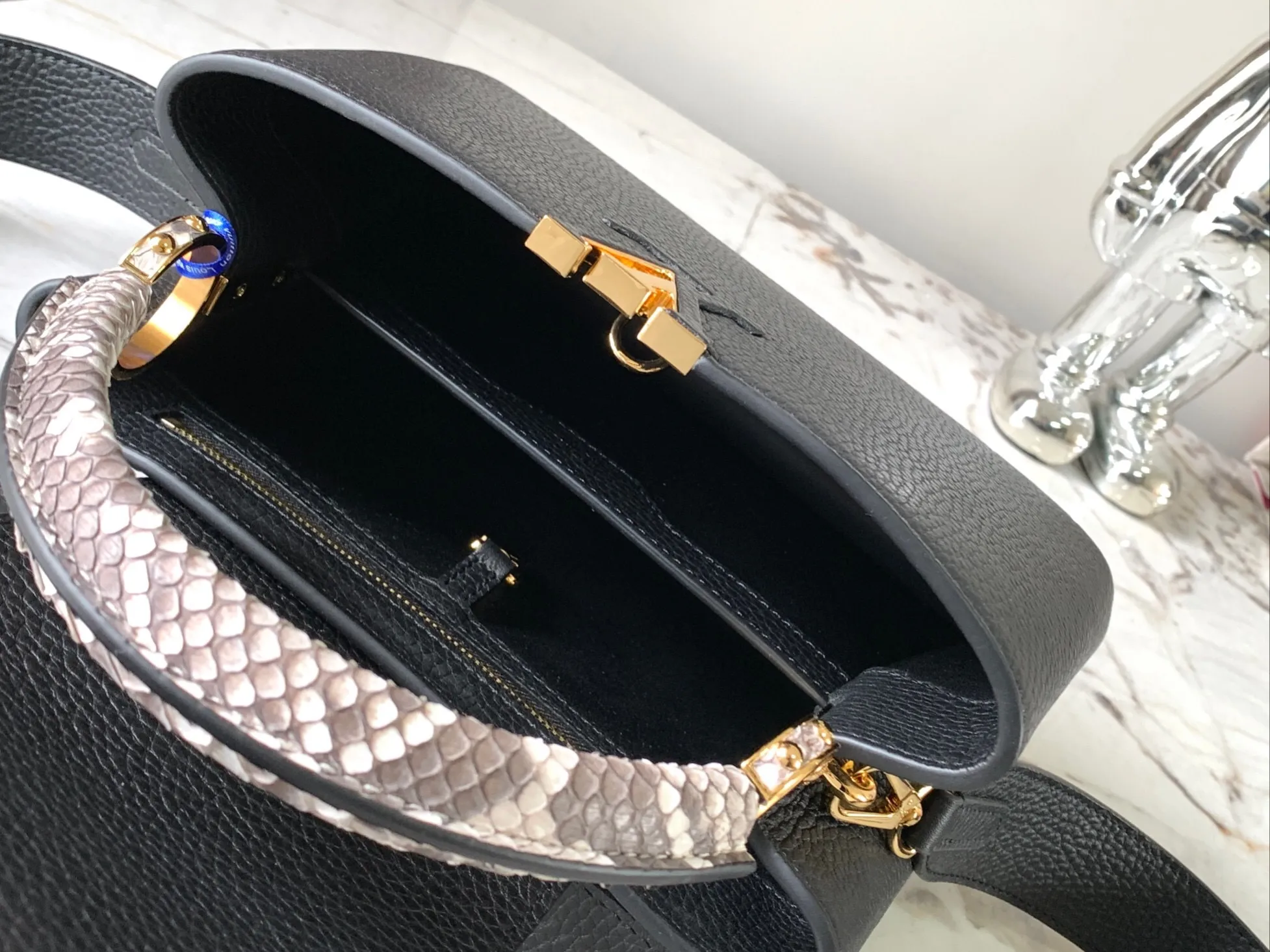 All categories 💚 Authentic bags 💚 LV 2024 official website new LV crossbody bag