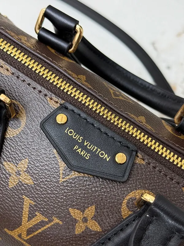 All Categories Official Website "Brand Women's Bags" Women's Bags 💙 LV 2025 New LV Crossbody Bag
