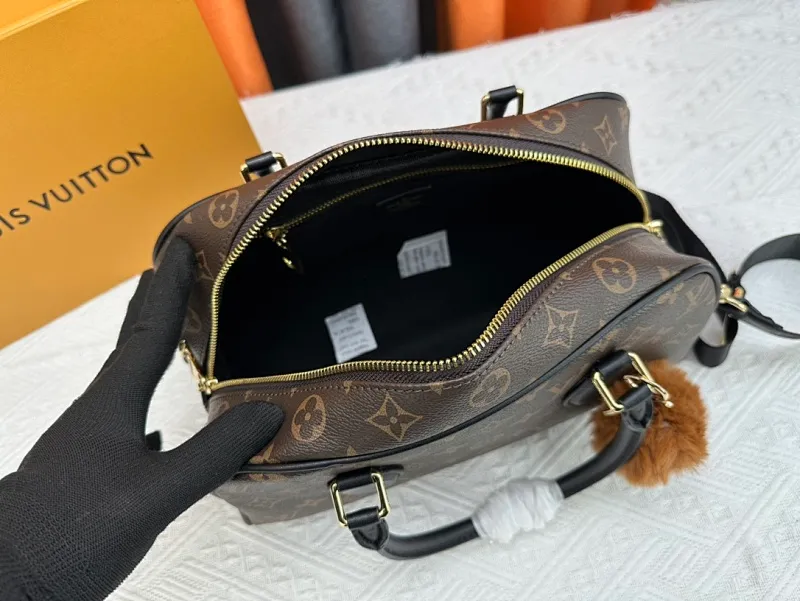 All Categories Official Website "Brand Women's Bags" Women's Bags 💙 LV 2024 Official Website New LV Crossbody Bags