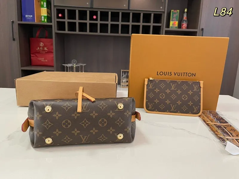 All Categories Official Website "Brand Women's Bags" Women's Bags 💙 LV 2024 New LV Crossbody Bag