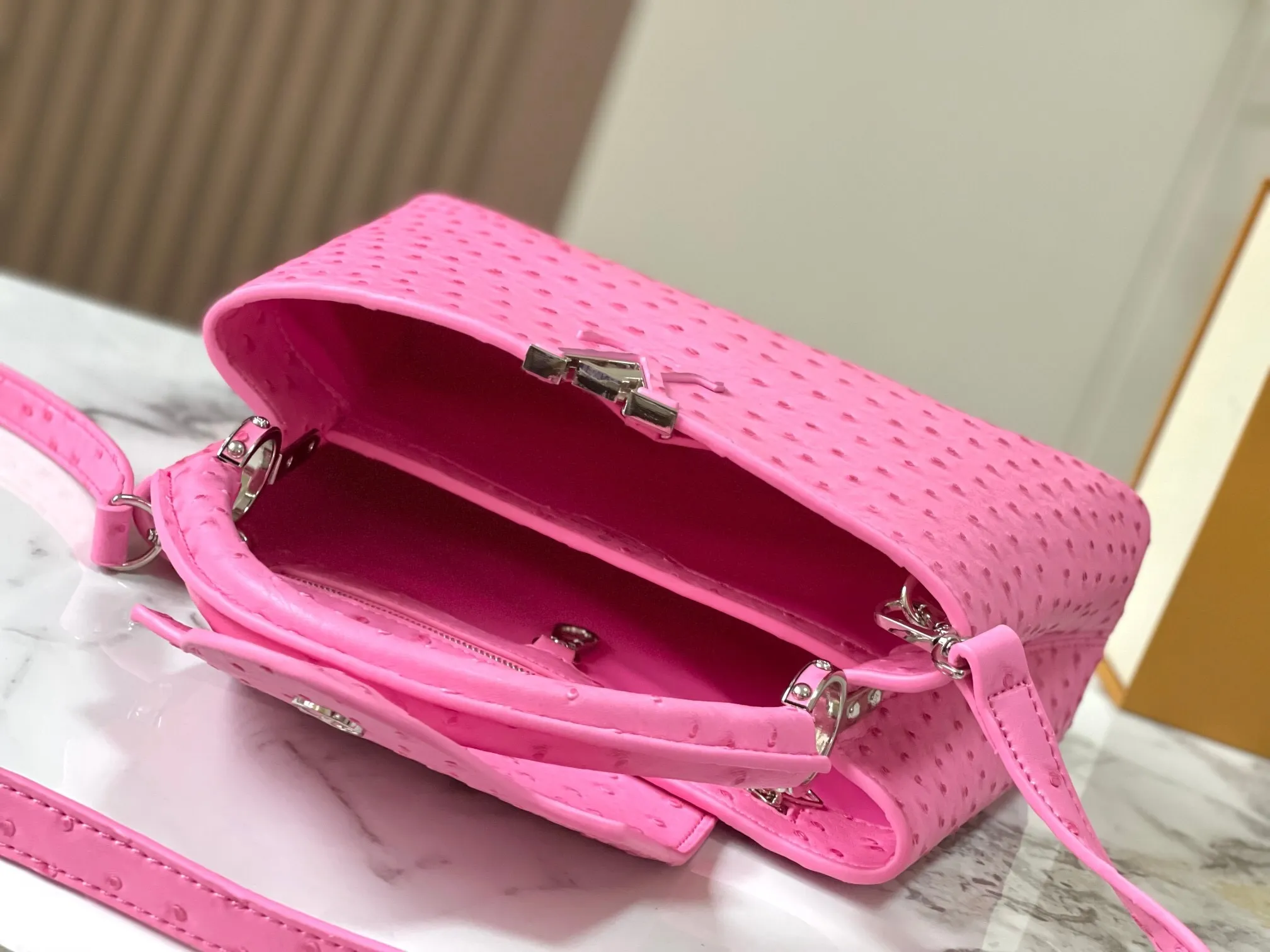 All Categories Official Website "Brand Women's Bags" Women's Bags 💙 LV 2024 Official Website New LV Crossbody Bags