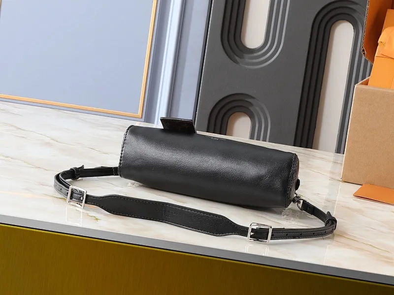 All Categories Official Website "Brand Women's Bags" Women's Bags 💙 LV 2025 New LV Crossbody Bag