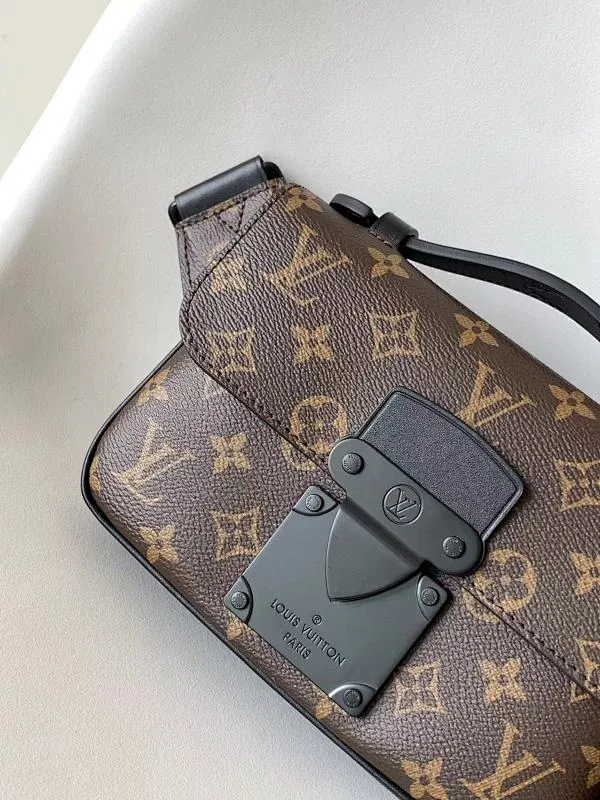 All Categories Official Website "Brand Women's Bags" Women's Bags 💙 LV 2026 New LV Crossbody Bag