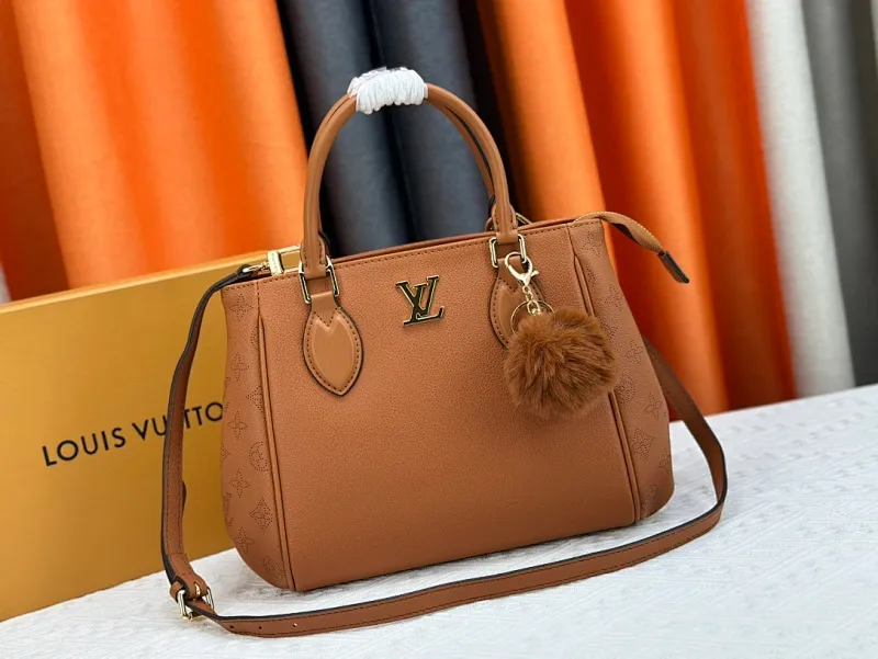 All Categories Official Website "Brand Women's Bags" Women's Bags 💙 LV 2024 Official Website New LV Crossbody Bags