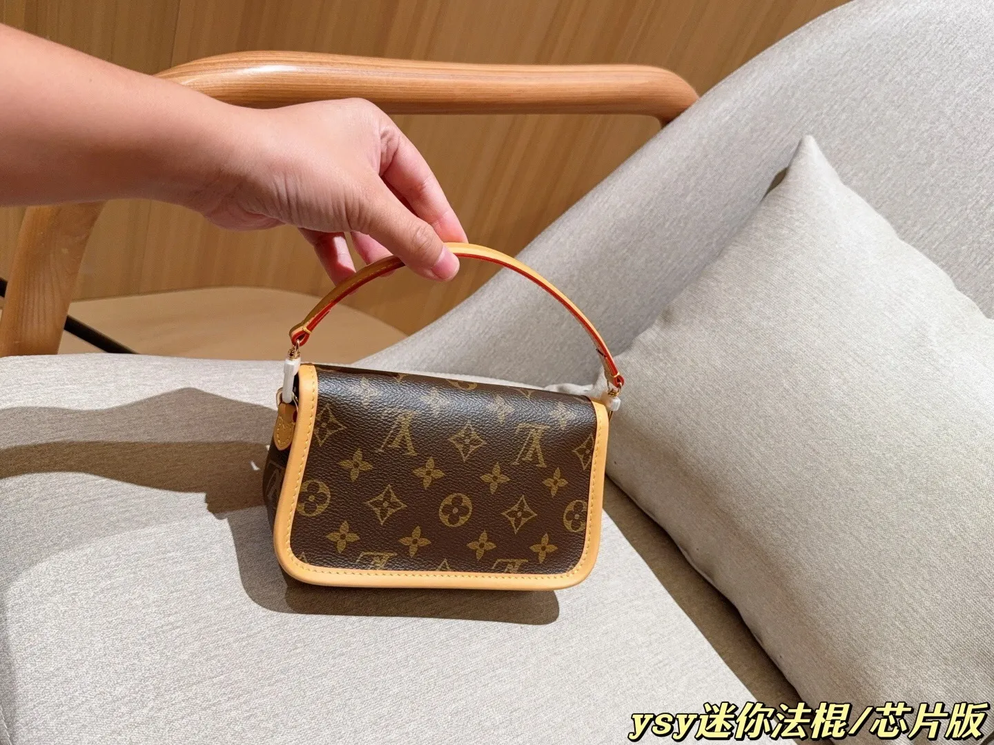 All Categories Official Website "Brand Women's Bags" Women's Bags 💙 LV 2025 New LV Crossbody Bag