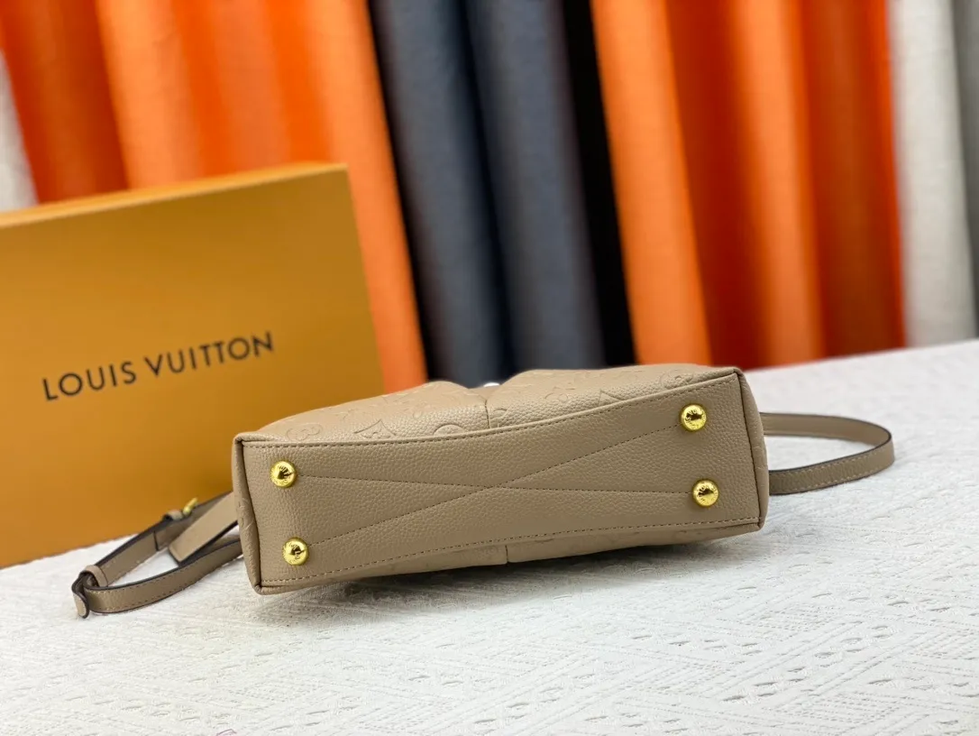 All Categories Official Website "Brand Women's Bags" Women's Bags 💙 LV 2023 New LV Crossbody Bag