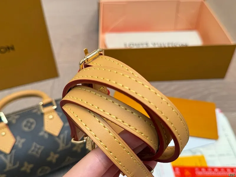 All Categories Official Website "Brand Women's Bags" Women's Bags 💙 LV 2025 New LV Crossbody Bag