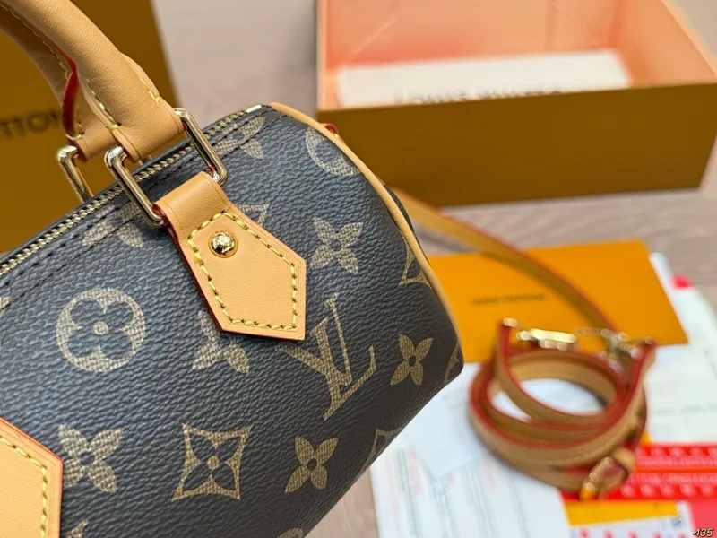 All Categories Official Website "Brand Women's Bags" Women's Bags 💙 LV 2025 New LV Crossbody Bag