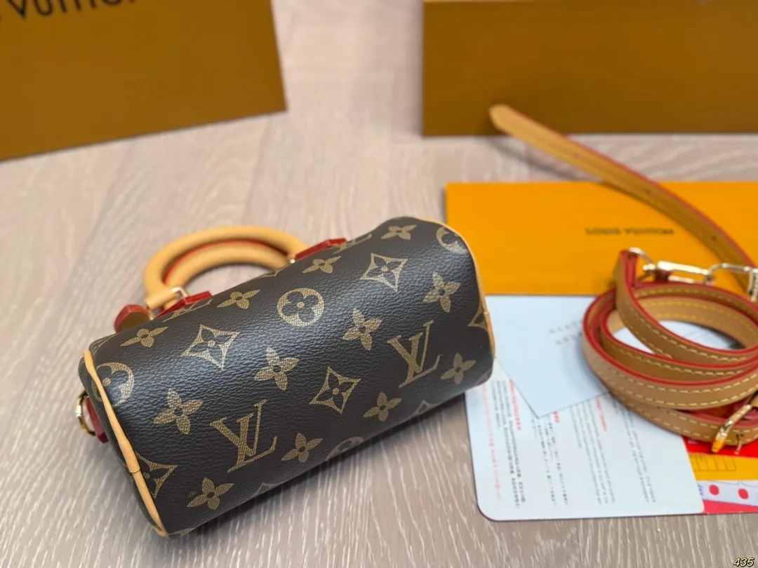 All Categories Official Website "Brand Women's Bags" Women's Bags 💙 LV 2025 New LV Crossbody Bag