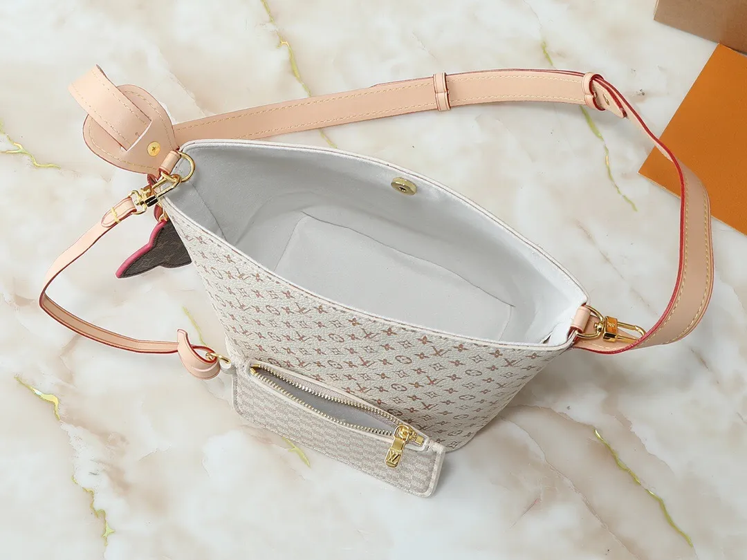 All Categories Official Website "Brand Women's Bags" Women's Bags 💙 LV 2025 New LV Crossbody Bag