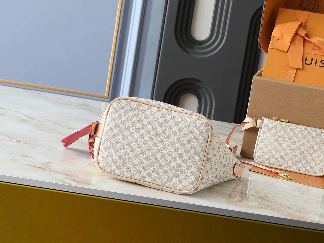All Categories Official Website "Brand Women's Bags" Women's Bags 💙 LV 2025 New LV Crossbody Bag