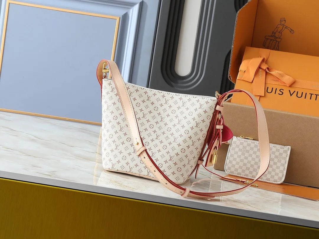 All Categories Official Website "Brand Women's Bags" Women's Bags 💙 LV 2025 New LV Crossbody Bag