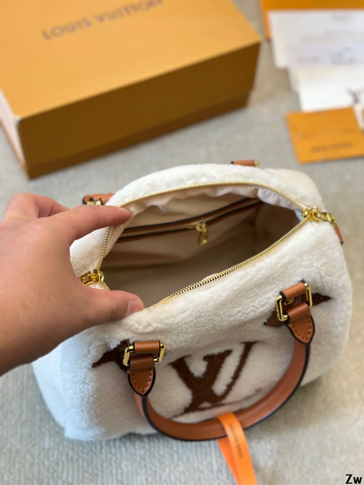 All Categories Official Website "Brand Women's Bags" Women's Bags 💙 LV 2024 Official Website New LV Crossbody Bags
